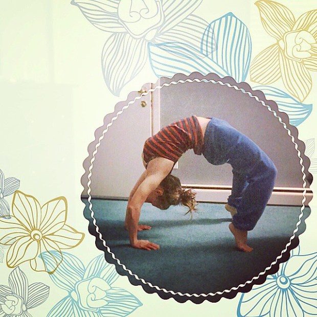 Upward Bow (Wheel) Pose pose (Urdhva Dhanurasana)