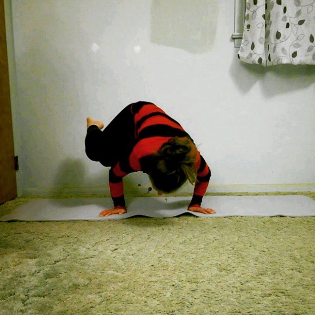 Side Crow, Parsva bakasana